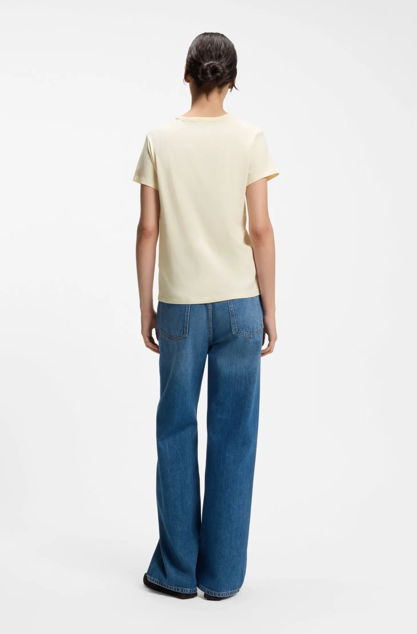 Slim-Fit T-Shirt aus Baumwoll-Seiden-Mix mit Logo-Stickerei
