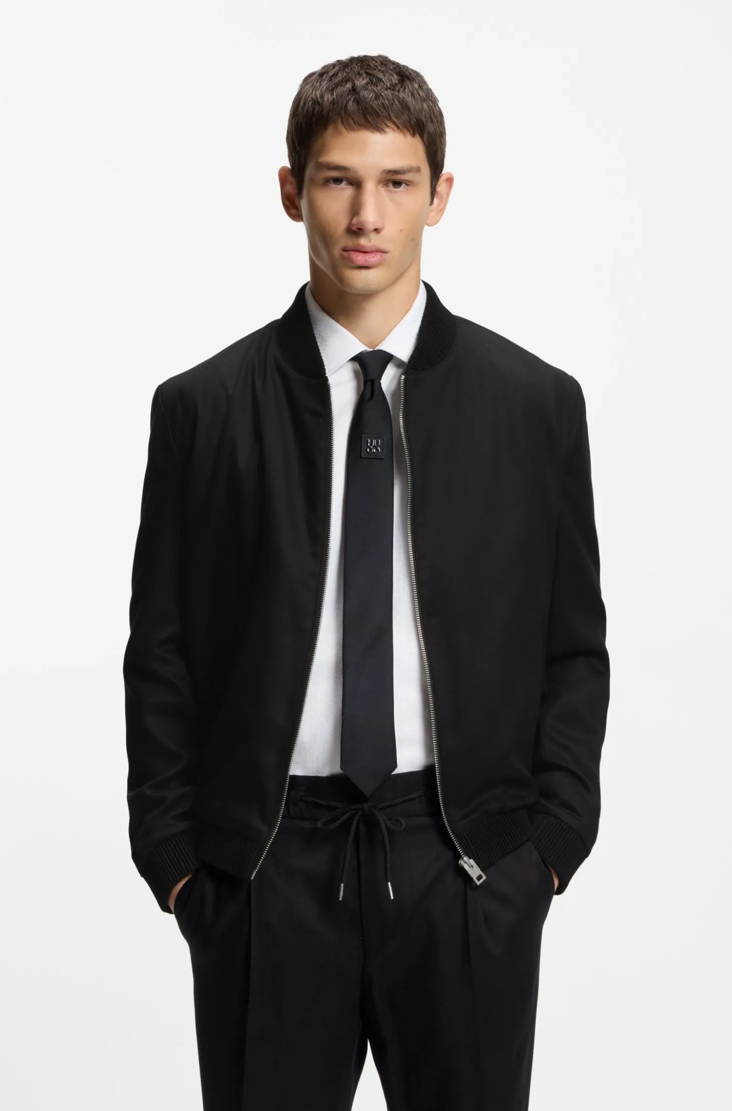 Slim-Fit Twill-Jacke mit Reißverschluss
