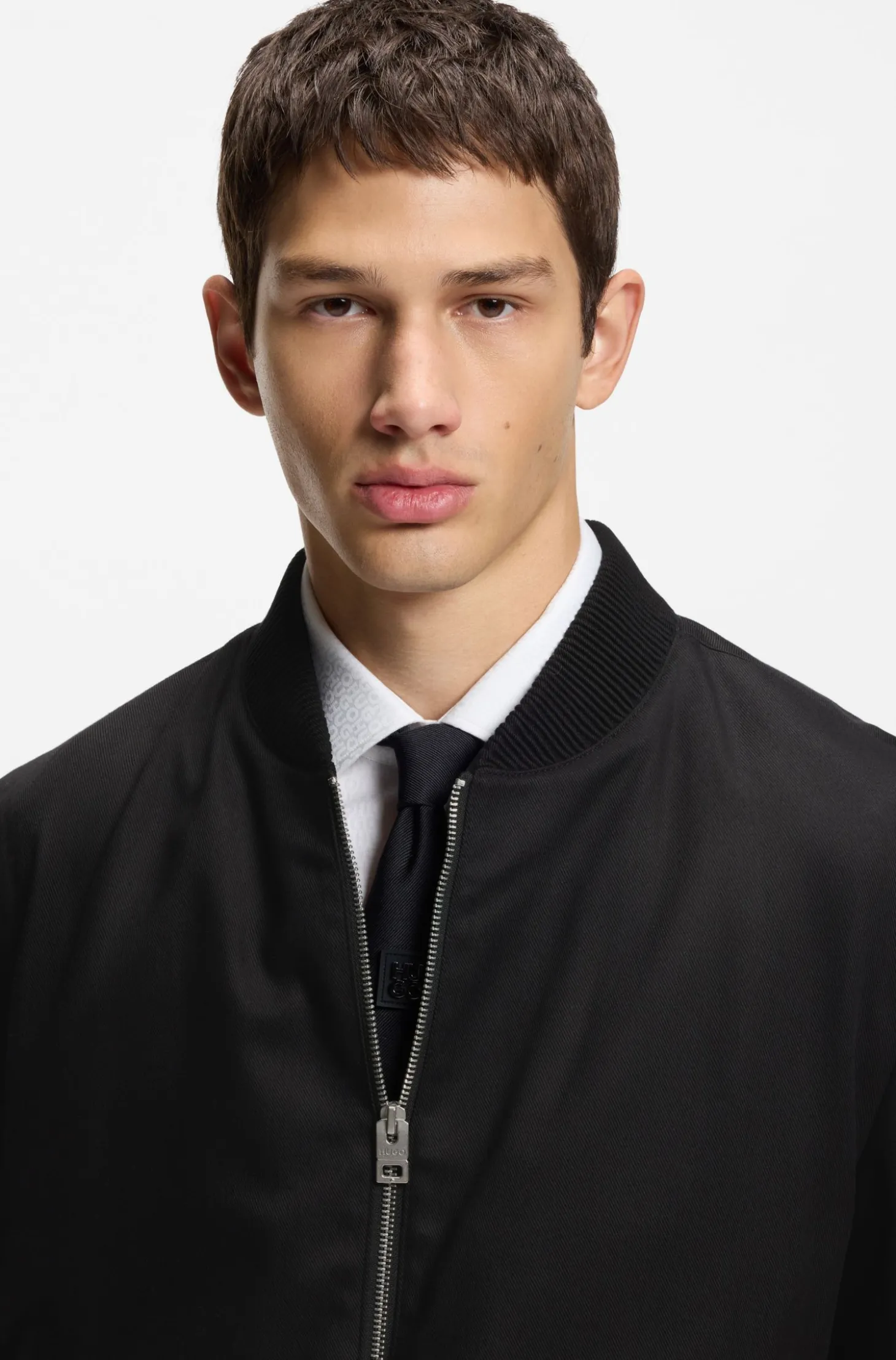 Slim-Fit Twill-Jacke mit Reißverschluss