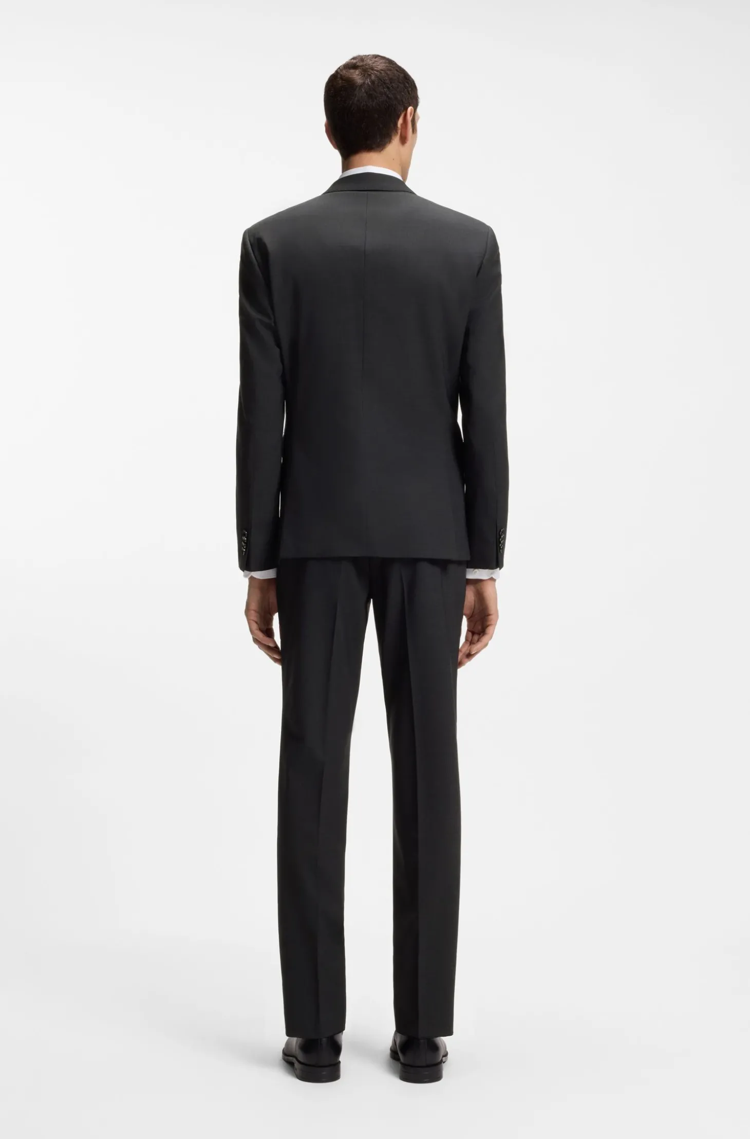 Slim-Fit Zweiteiler aus Stretch-Wolle