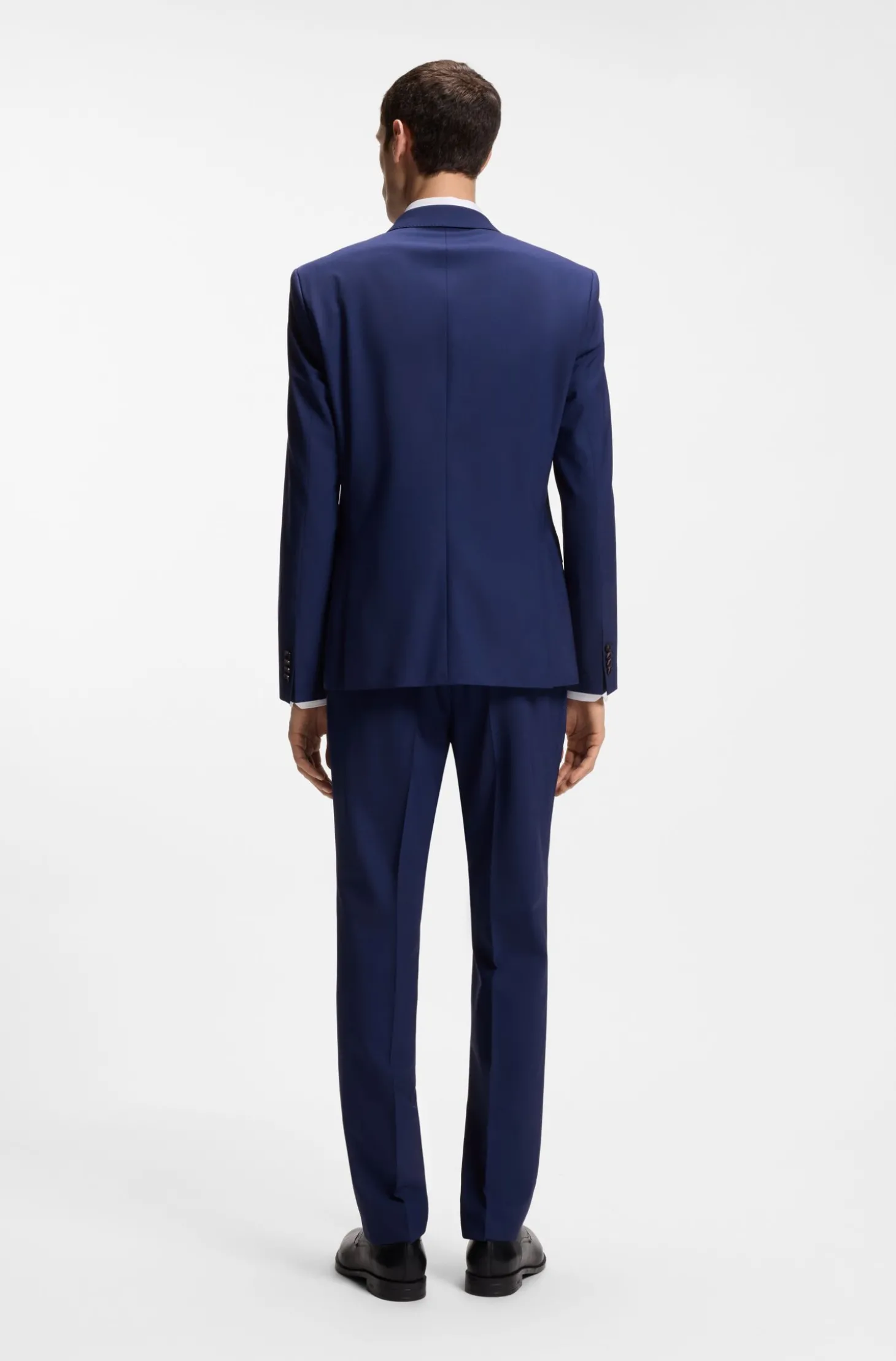 Slim-Fit Zweiteiler aus Stretch-Wolle