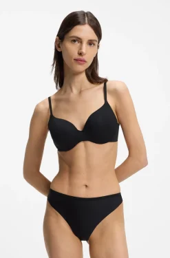 Slip mit niedriger Bundhöhe und cleanen Abschlüssen