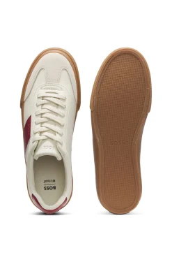 Sneakers aus genarbtem Kunstleder mit Besätzen aus echtem Leder