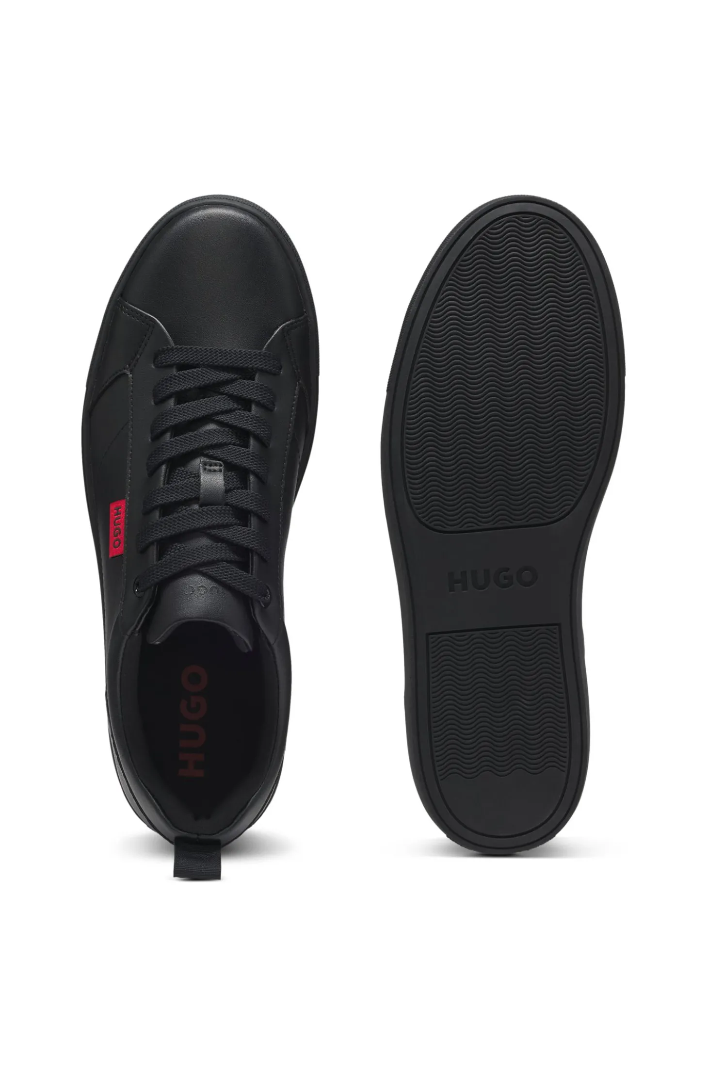 Sneakers aus Kunstleder mit rotem Logo-Etikett