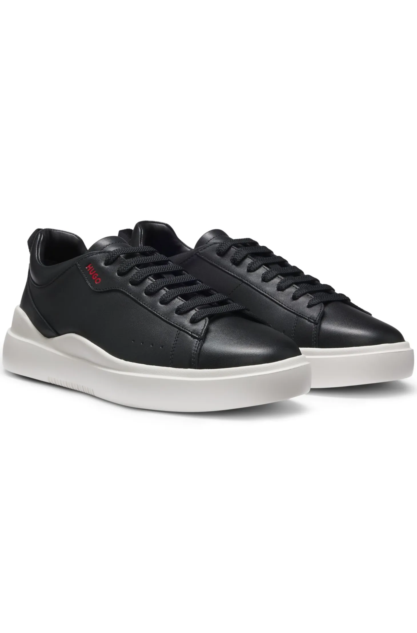 Sneakers aus Leder mit Cupsohle und roten Logo-Details
