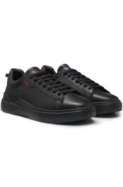 Sneakers aus Leder mit Cupsohle und roten Logo-Details