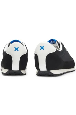 Sneakers aus strukturiertem Gewebe mit Stern-Detail