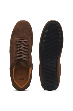 Sneakers aus Veloursleder mit Logo-Prägung