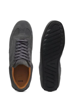 Sneakers aus Veloursleder mit Logo-Prägung