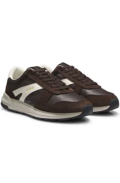 Sneakers aus Veloursleder mit goldfarbenem Folien-Logo