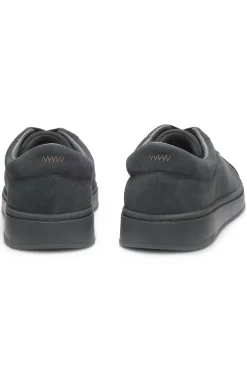 Sneakers aus Veloursleder mit goldfarbenem Folien-Logo