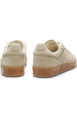 Sneakers aus Veloursleder mit Gummisohlen