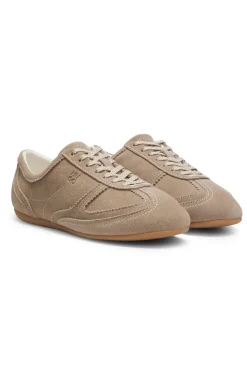 Sneakers aus Veloursleder mit Stack-Logo