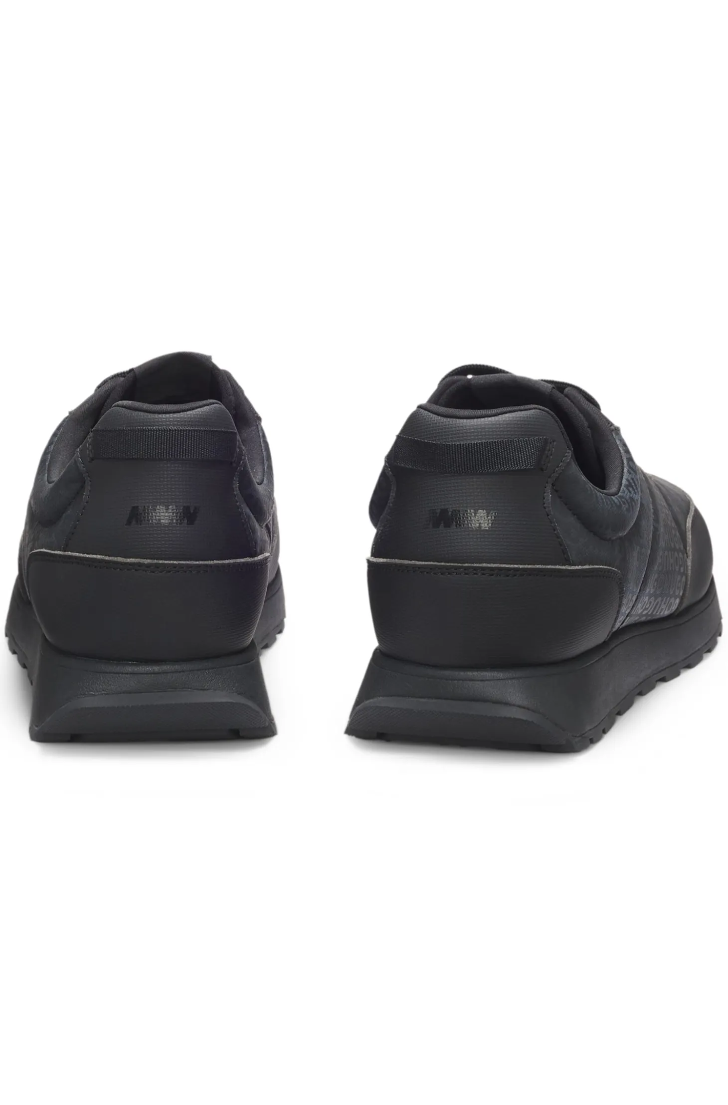 Sneakers mit Monogramm-Print