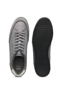 Sneakers mit Veloursleder-Besatz und gerippter Sohle
