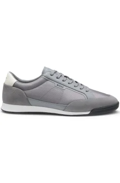 Sneakers mit Veloursleder-Besatz und gerippter Sohle