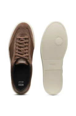 Sneakers mit Veloursleder-Details und Schnürung