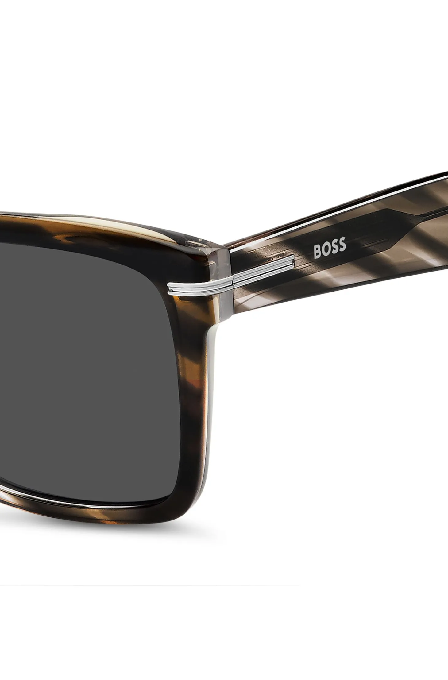 Sonnenbrille aus gemustertem Acetat mit silberfarbenen Details
