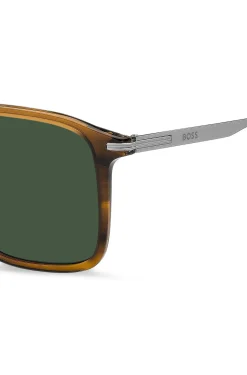Sonnenbrille in brauner Horn-Optik mit silbernen Bügeln