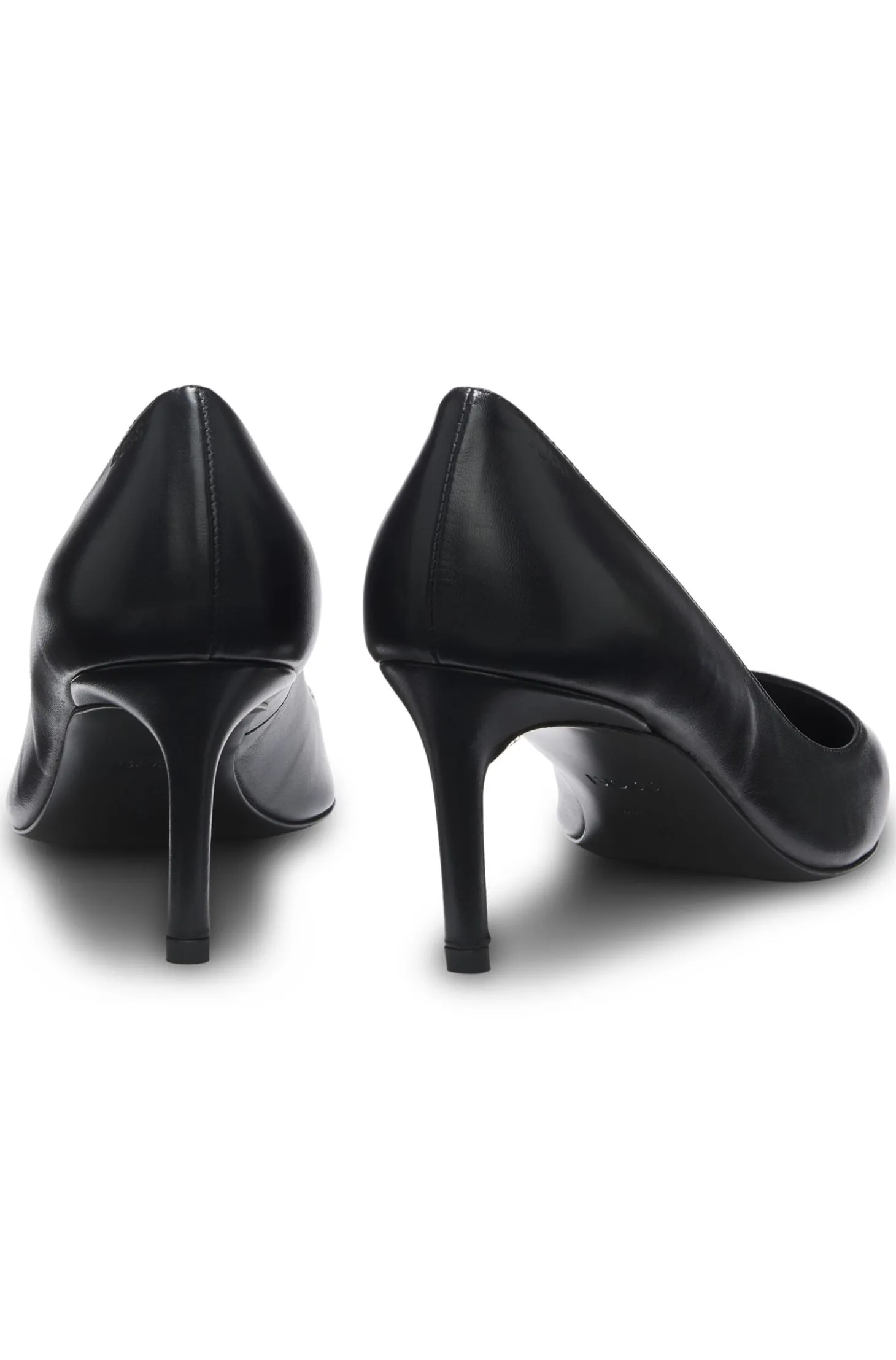 Spitze Pumps aus Leder