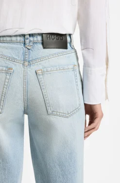 Straight-Fit Jeans aus blauem Denim mit umgeschlagenem Hosensaum