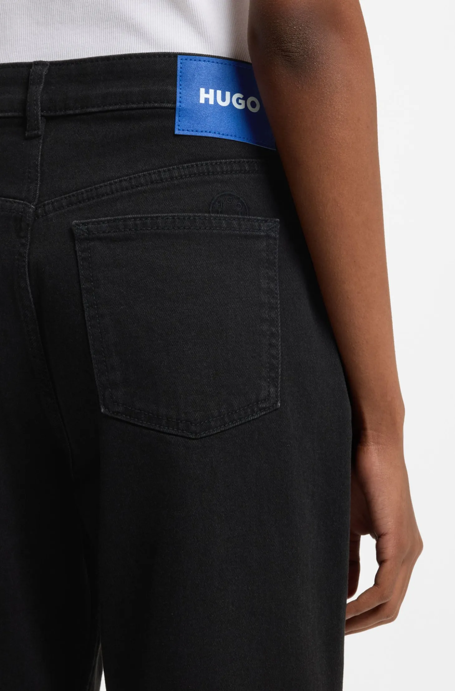 Straight-Fit Jeans aus schwarzem Stretch-Denim