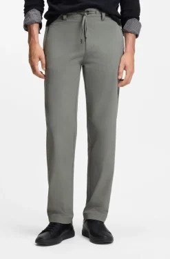Straight-Tapered-Fit Chino aus Stretch-Gewebe