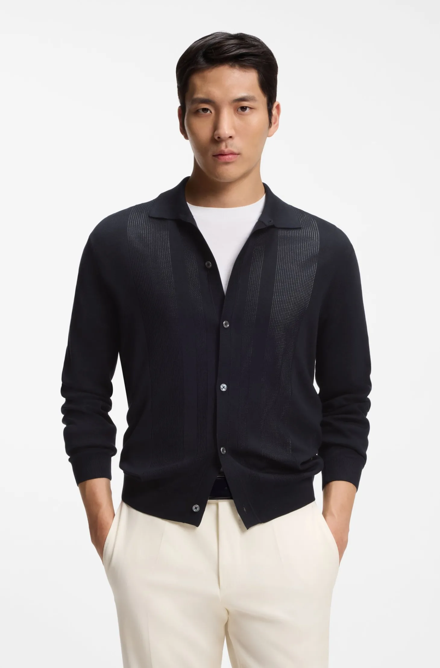 Strickjacke aus Seide mit Mesh-Einsätzen