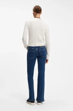 Strickjacke mit Zopfmuster und Knopfleiste