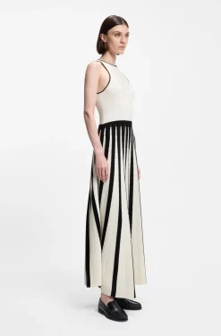 Strickkleid mit zweifarbigem Plissee-Rock