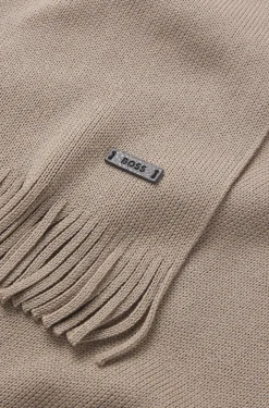 Strickschal aus Schurwolle mit Logo-Detail