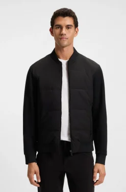 Sweatjacke mit Reißverschluss und gepolsterter Vorderseite