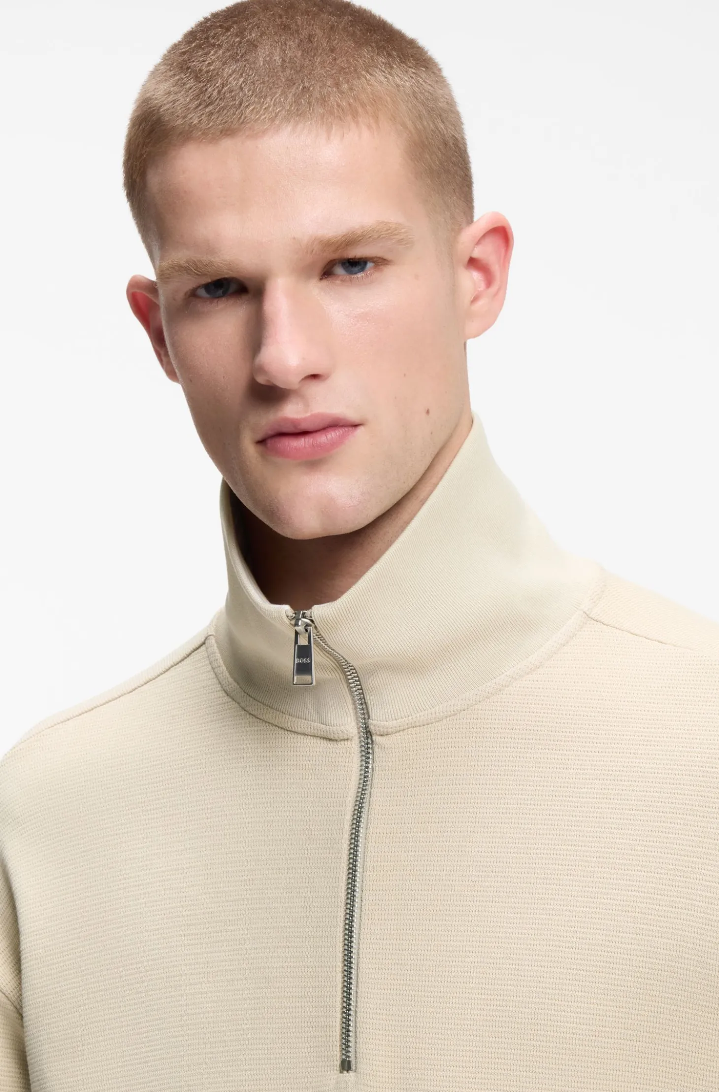 Sweatshirt aus Baumwolle mit kurzem Reißverschluss