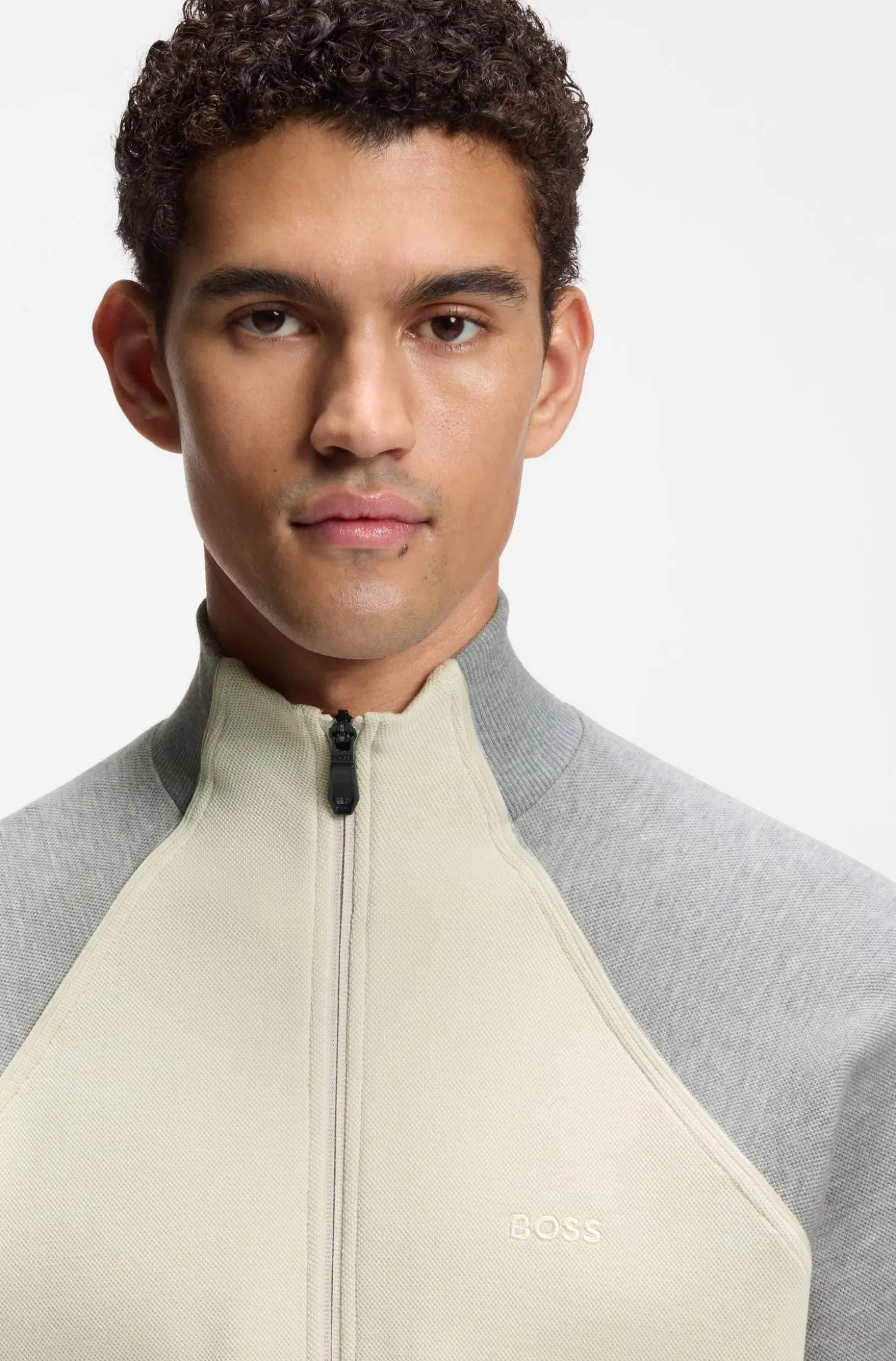 Sweatshirt aus Baumwoll-Mix mit kontrastfarbenen Paspeln