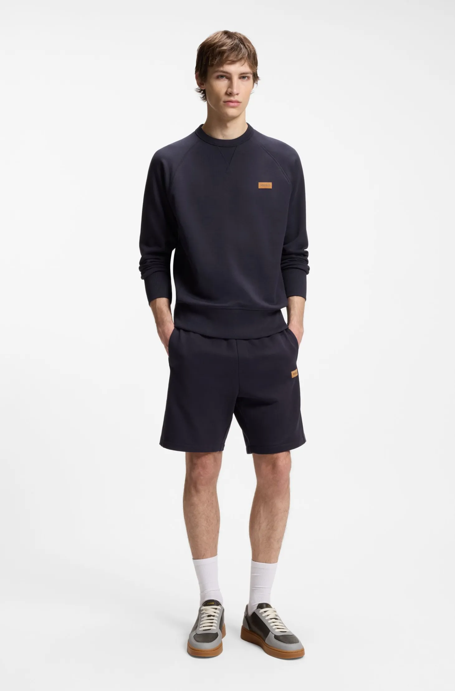 Sweatshirt aus Baumwoll-Terry mit Logo-Badge