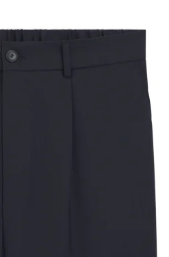 Tapered-Fit Hose aus waschmaschinenfestem Performance-Stretch-Gewebe