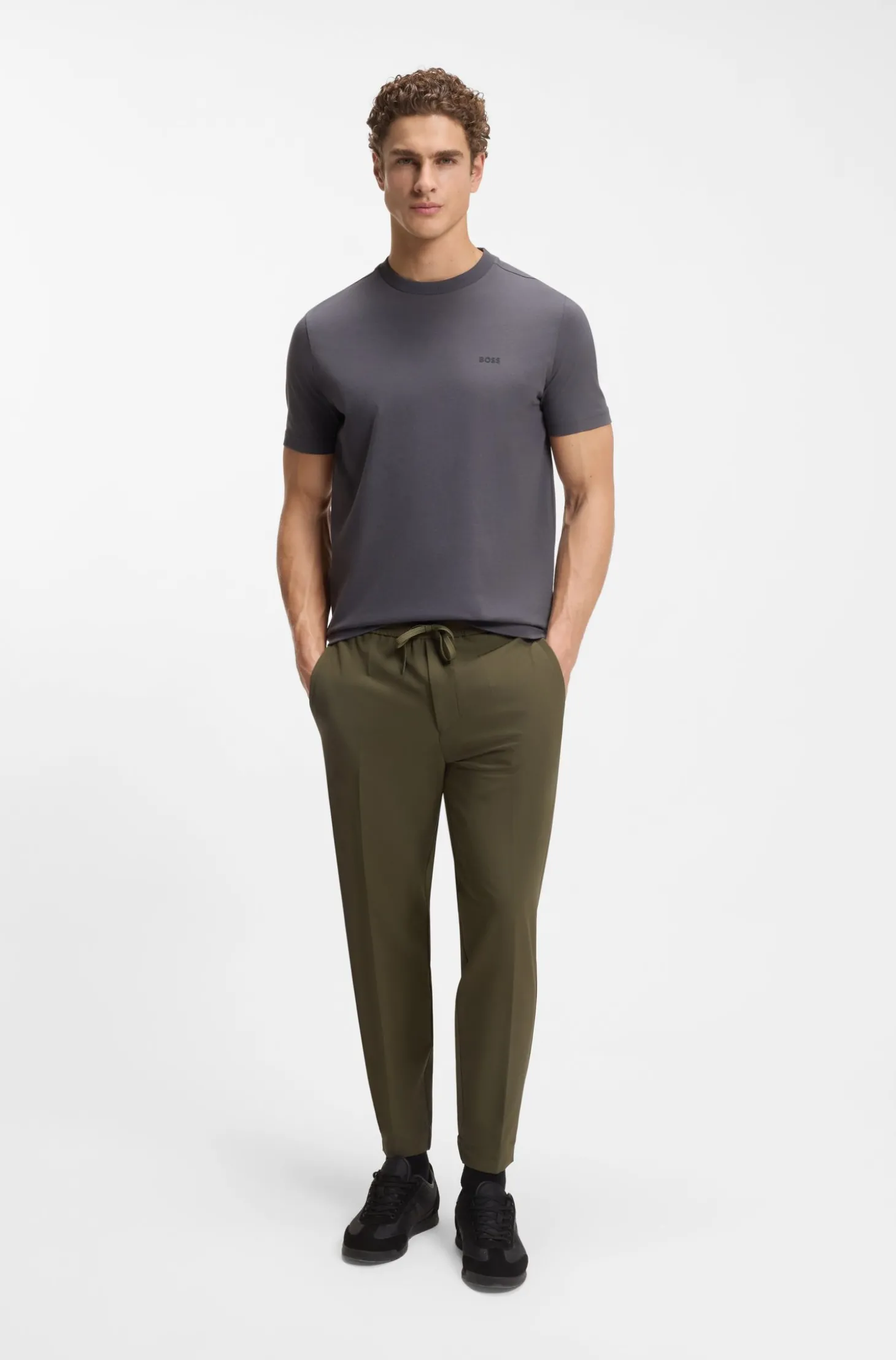 Tapered-Fit Hose aus wasserabweisendem Stretch-Gewebe
