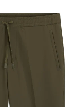 Tapered-Fit Hose aus wasserabweisendem Stretch-Gewebe