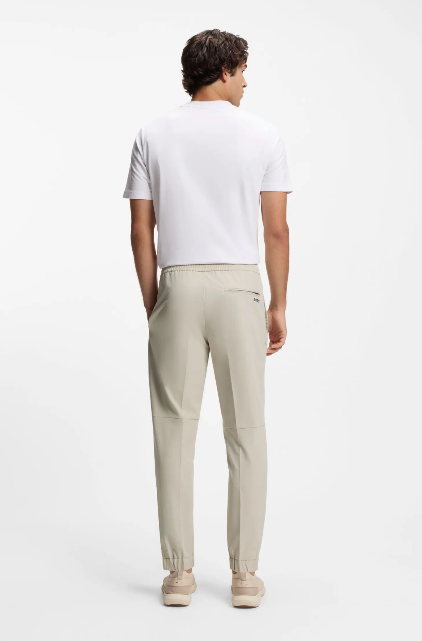 Tapered-Fit Hose aus wasserabweisendem Stretch-Gewebe