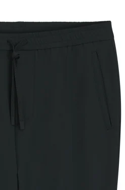 Tapered-Fit Hose aus wasserabweisendem Stretch-Gewebe