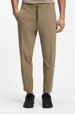 Tapered-Fit Hose aus wasserabweisendem Stretch-Gewebe