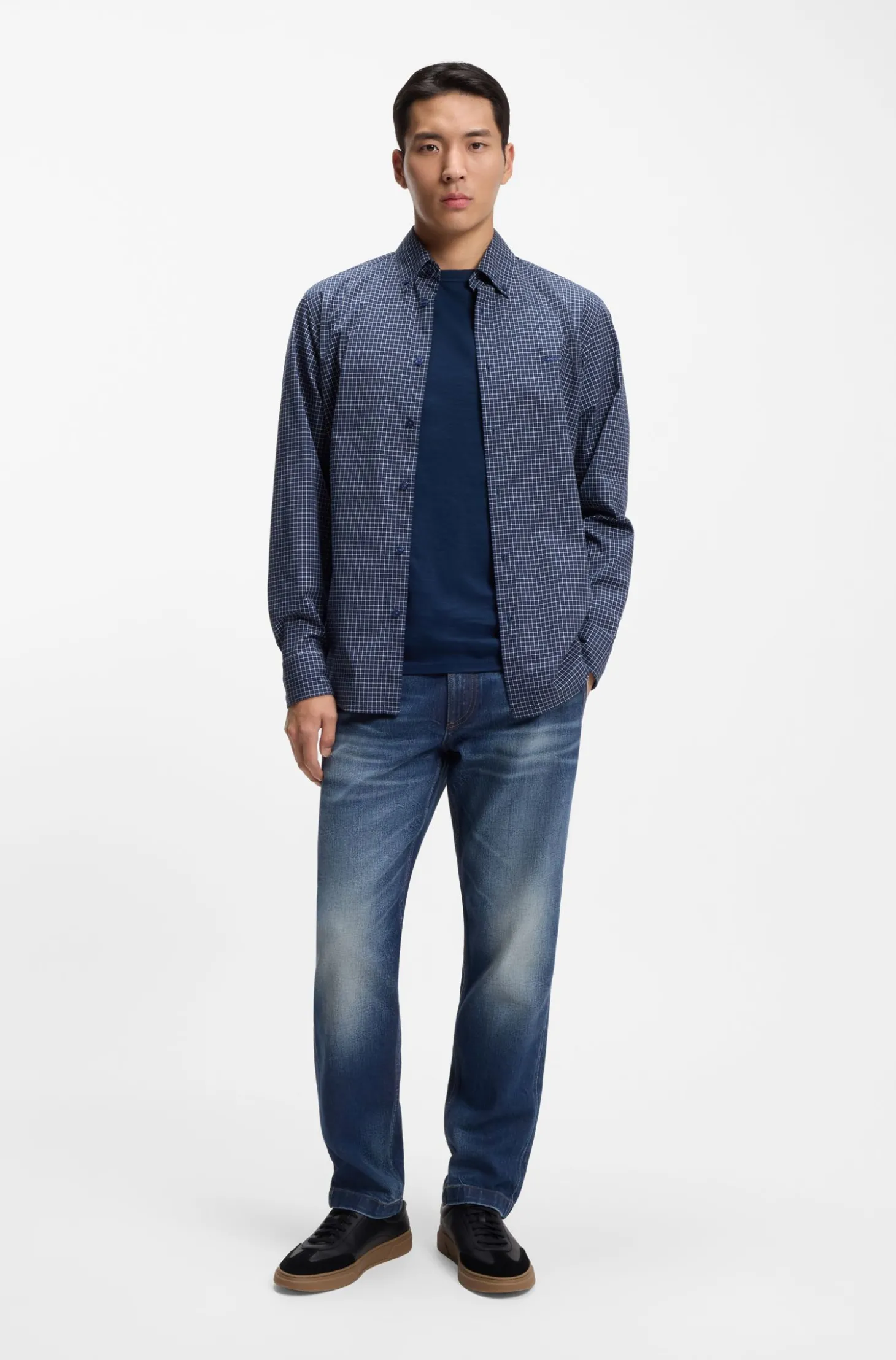 Tapered-Fit Jeans aus bequemem Stretch-Denim mit Used-Effekt
