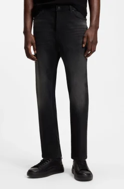Tapered-Fit Jeans aus schwarzem Stretch-Denim