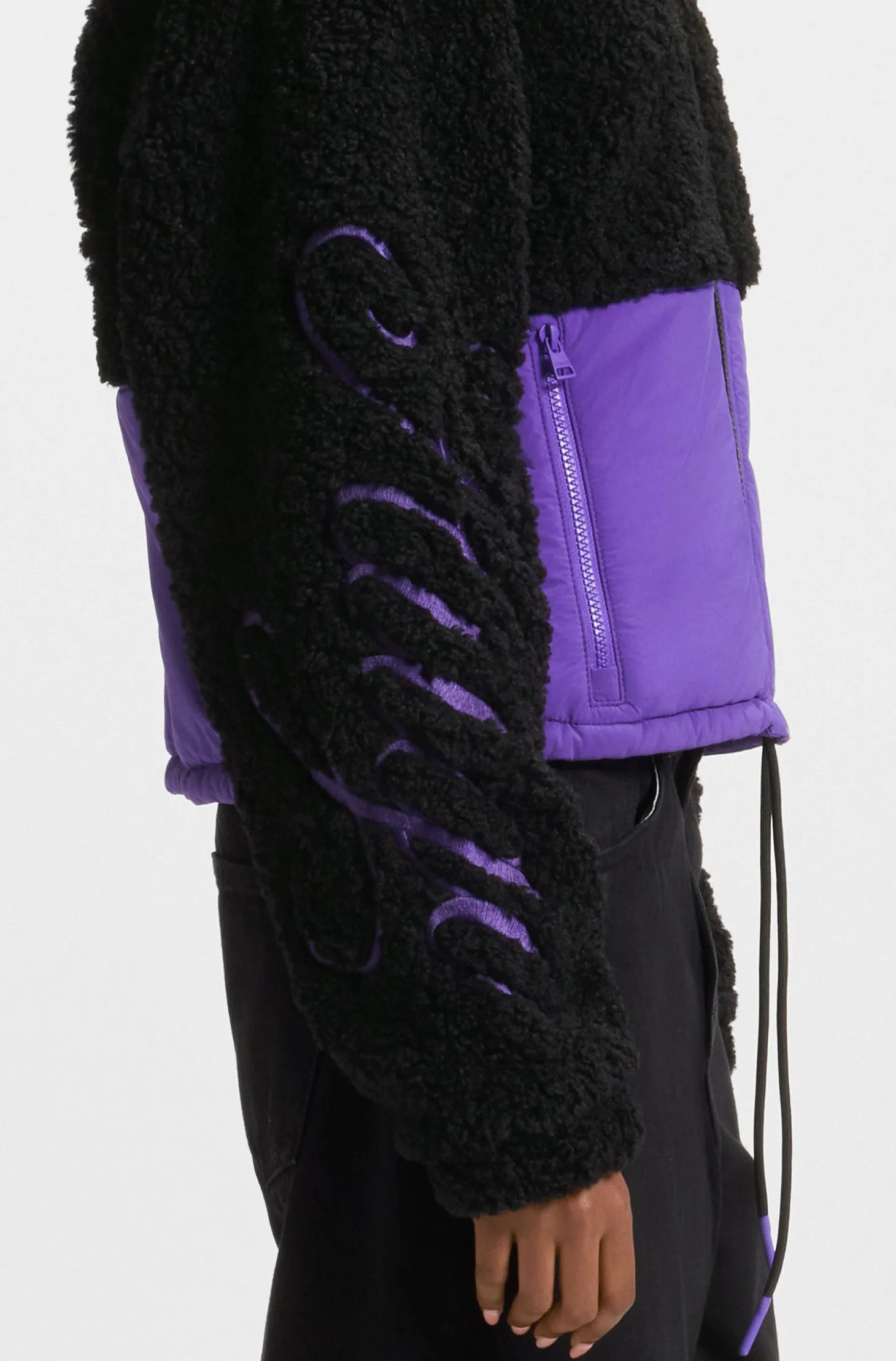 Teddy-Jacke im Colour-Block-Design mit Logo-Stickerei