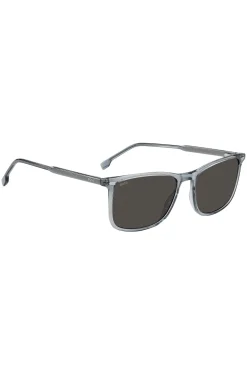 Transparent-blaue Sonnenbrille mit Logo auf den Bügeln