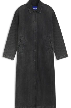 Trenchcoat aus schwarz gewaschenem Denim mit Nadelstreifen