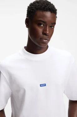 T-Shirt aus Baumwolle mit geripptem Ausschnitt und Logo-Badge