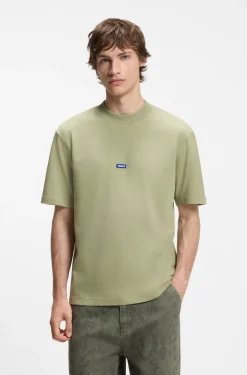 T-Shirt aus Baumwolle mit geripptem Ausschnitt und Logo-Badge