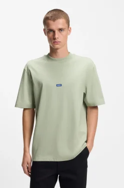 T-Shirt aus Baumwolle mit geripptem Ausschnitt und Logo-Badge