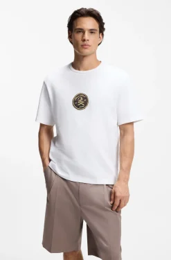 T-Shirt aus Baumwoll-Jersey mit besticktem Aufnäher